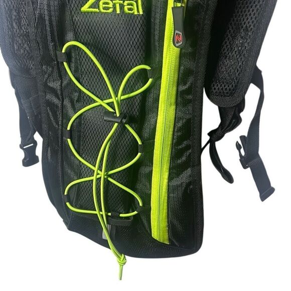 Zefal Hydration Backpack Hiking Outdoor Black Green Adjustable No Bladder NWOT - Picture 3 of 5